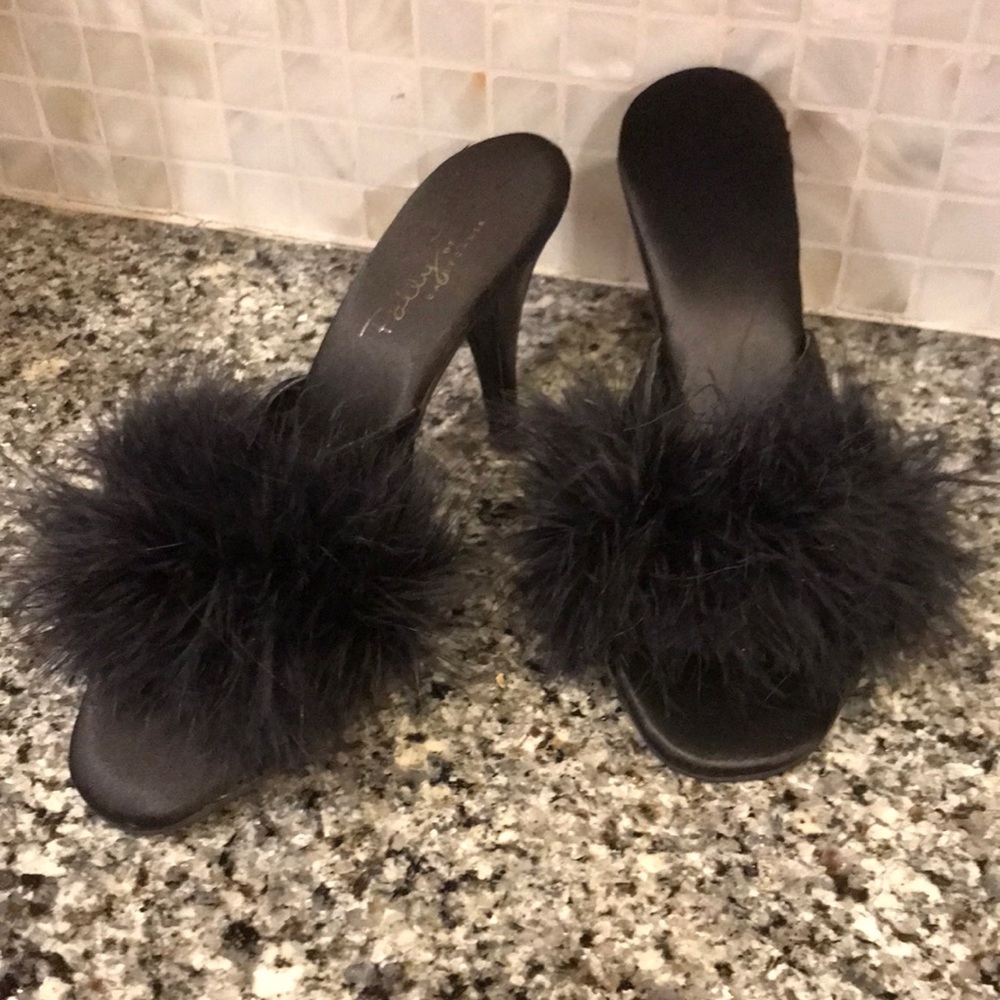 Polly of California, black Maribou, size 7.5